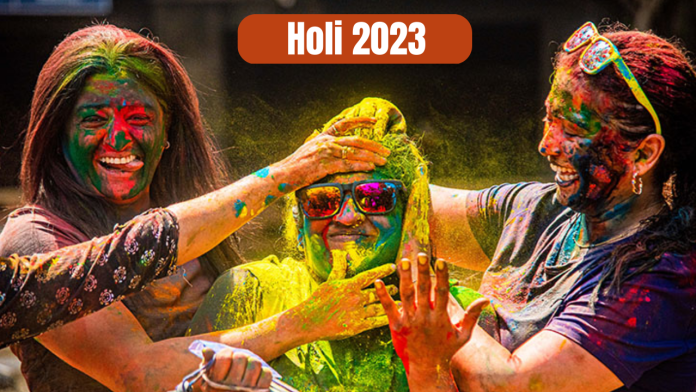 Holi 2023 : After 30 years, this wonderful coincidence will be made on Holi, Shani-Guru will make these people rich; Money will rain in abundance!