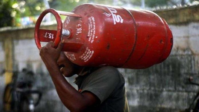 LPG Cylinder Price: Great news! LPG cylinder prices reduced, now the price has become this much