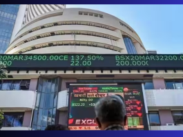 Stock Market Opening: Market falters due to heavy fall in IT shares, Sensex breaks over 600 points, Nifty below 17700