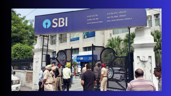 SBI customers be alert! Otherwise all the money can disappear from the account