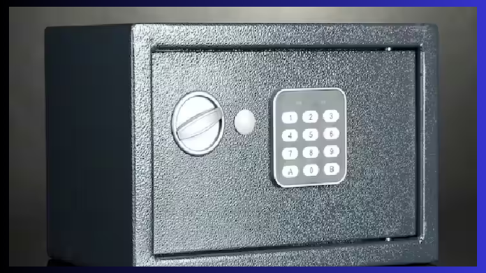 Bank Locker Rules : If the key of the bank locker is lost, then you will get a duplicate key or you will have to break the locker, know