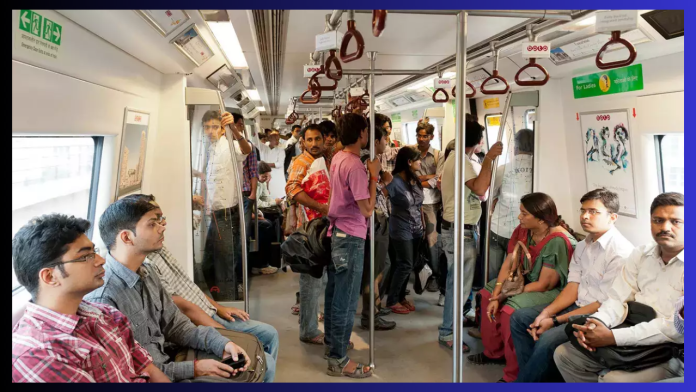 Liquor in Delhi Metro: How many bottles of liquor can be brought from Delhi Metro to Noida, know the rules otherwise it will be difficult