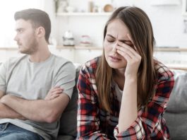 Husband Wife Relationship Tips : If you remove these complaints from your daily life towards your partner, there will never be any conflict in your relationship