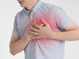 Heart Attack : Never ignore chest pain, it can be a sign of heart attack - these indications start appearing