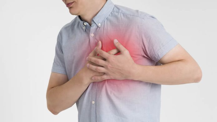 Heart Attack : Never ignore chest pain, it can be a sign of heart attack - these indications start appearing