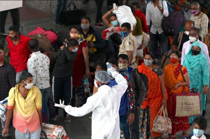 COVID-19 cases in India: Corona is spreading again in India...Doctors told how much is the risk of the epidemic?